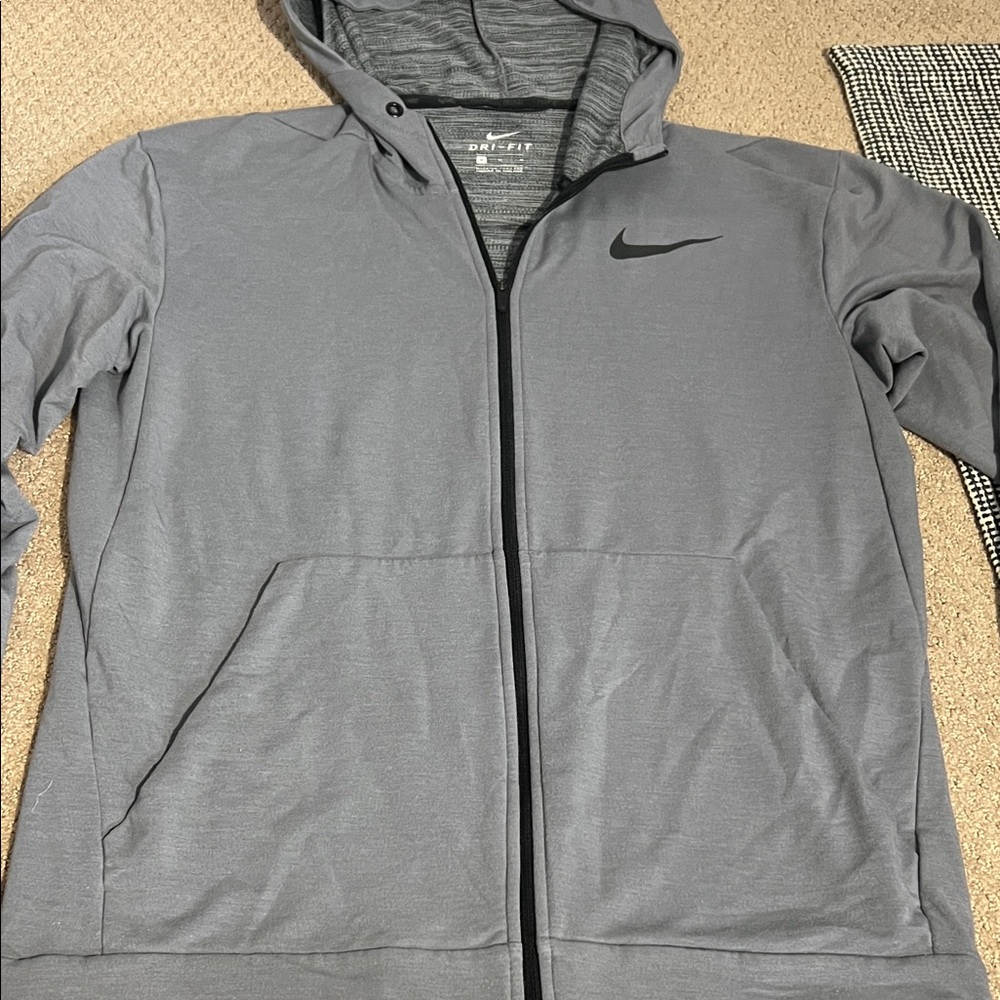Men’s Nike grey Full-Zip Hoodie. Perfect condition - Picture 1 of 3